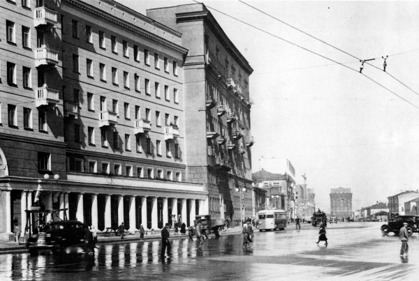 1-я Мещанская улица. 1935–1940 гг. Фото: PastVu 1-я Мещанская улица. 1935–1940 гг. Фото: PastVu