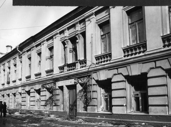 Потаповский переулок, дом № 7. 1979–1982 гг. Фото: PastVu Потаповский переулок, дом № 7. 1979–1982 гг. Фото: PastVu
