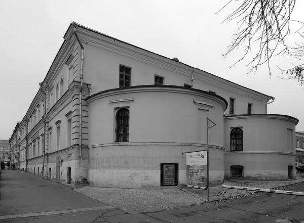 Церковь Александра Невского при быв. Покровской богадельне. Бакунинская ул., д. 81/55. Фото: www.liveinternet.ru