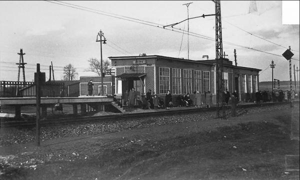 Станция Истра. 1950–1960-е гг. Фото: PastVu Станция Истра. 1950–1960-е гг. Фото: PastVu