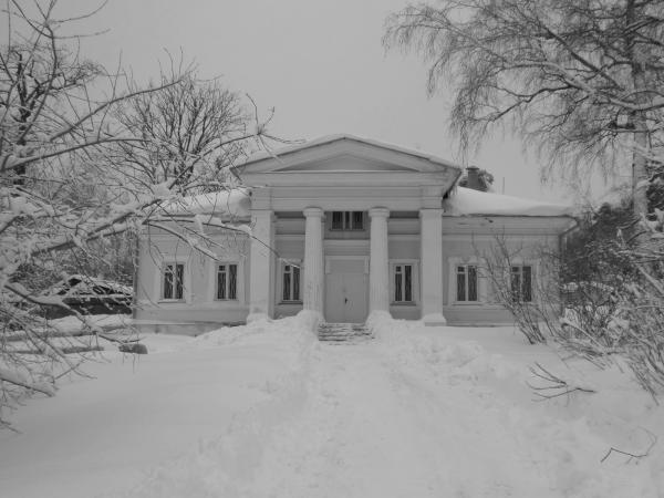 Старый флигель (столовая) детского дома. Сегодня — здание музея. Фото: wikimapia.org Старый флигель (столовая) детского дома. Сегодня — здание музея. Фото: wikimapia.org