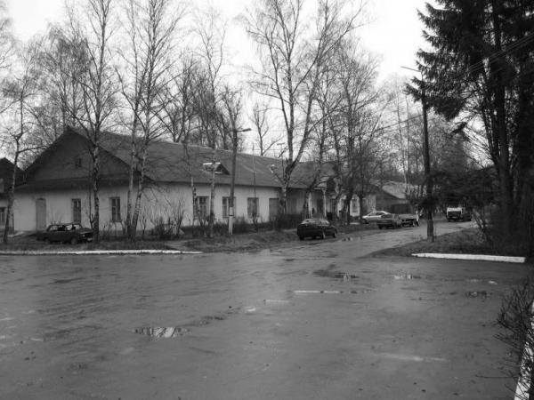 Казармы в военном городке. Источник: «Военный городок Трудовая. 60 лет на страже мирного неба Москвы» под ред. В.Б. Броудо