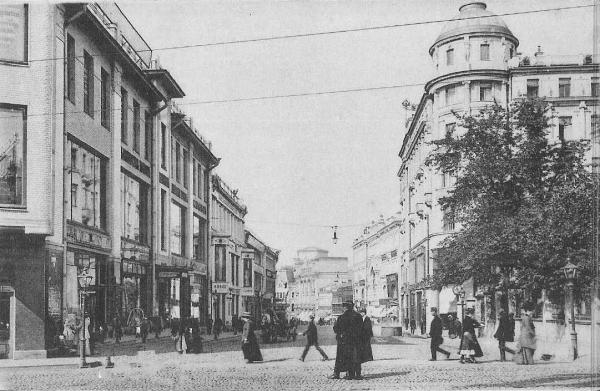 Угол Кузнецкого моста и Большой Лубянки. Д. 16 слева. 1908–1910. Фото: PastVu​