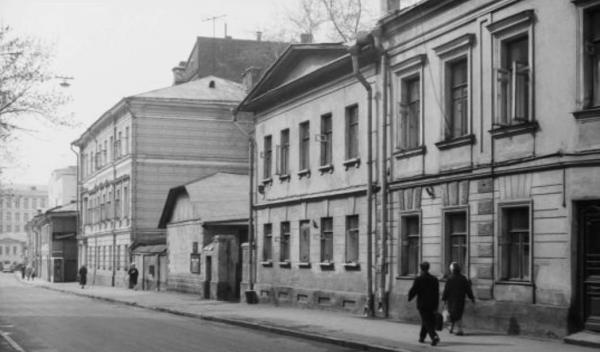 Б. Чернышевский, 11. Фото: PastVu Б. Чернышевский, 11. Фото: PastVu