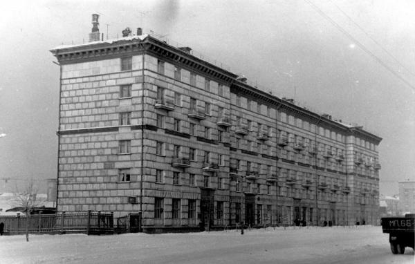 Велозаводская улица, дом № 6. 1947–1954 гг. Фото: PastVu 
