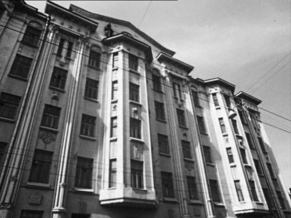 Б. Полянка, 54. Фото: док. фильм «Путешествие по Москве», 1983 г. PastVu Б. Полянка, 54. Фото: док. фильм «Путешествие по Москве», 1983 г. PastVu