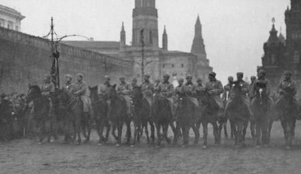 Конная милиция в Москве, 1918 г.