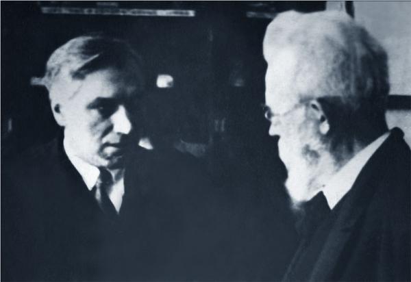 Н. М. Федоровский и В. И. Вернадский в Институте минерального сырья, 1930-е годы. Из архива С. Л. Щеглова. Фото: memorial.krsk.ru Н. М. Федоровский и В. И. Вернадский в Институте минерального сырья, 1930-е годы. Из архива С. Л. Щеглова. Фото: memorial.krsk.ru