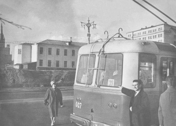 Новинский переулок, 1962. На заднем плане (предположительно) — арестантский корпус. Фото: PastVu. 