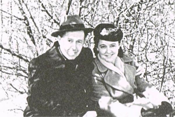 Солженицын и Решетовская после воссоединения. 1957 г. Фото: reshetovskaya.ru