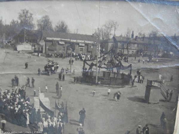 Праздник в селе Владыкино, начало 1930-х гг.