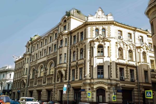 Доходный дом И. Г. Хрящева – В. И. Варгина – Серпуховского городского общества. Наши дни. Фото: lauda-tours.ru