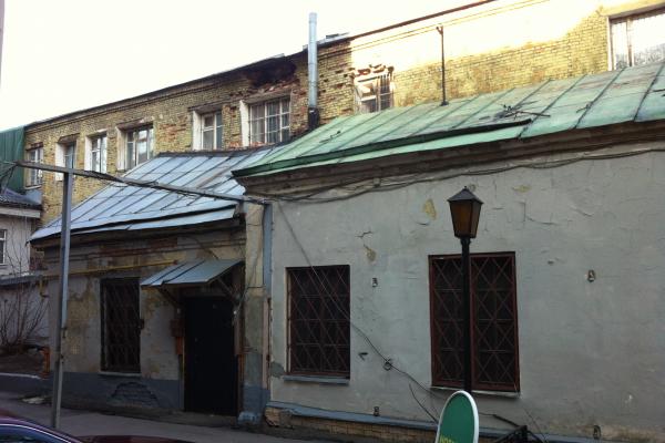 Строения дома № 17 по Б. Ордынке, где находился Ордынский лагерь. 2014 г. Фото: архив общества «Мемориал»