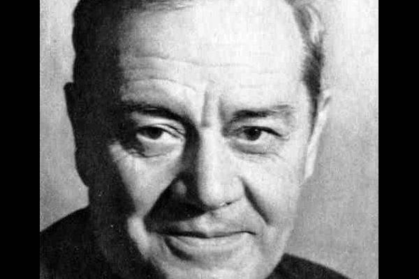 Юрий Лаптев