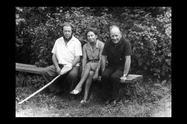 Наталья Столярова с А. И. Солженицыным и А. А. Угримовым. 1968 г.